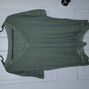 True Craft Women's VNeck Tees Size Large 2 pieces